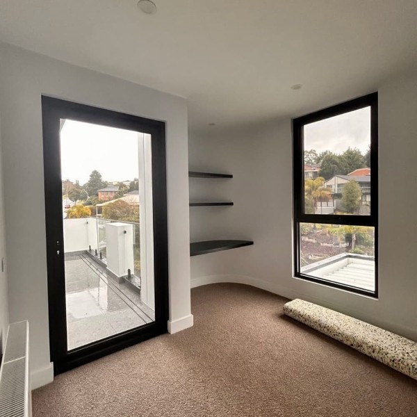 1 Harman CI, Doncaster East, Australia