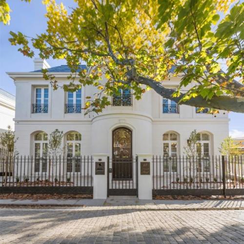 Landsell, Ultra-luxurious Home, Melbourne, Australia